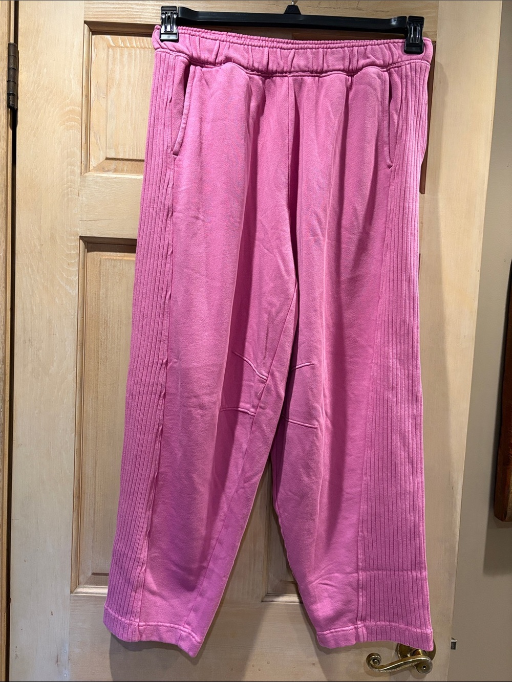 aerie Pink Barrel Sweatpants New With Tags Size M
